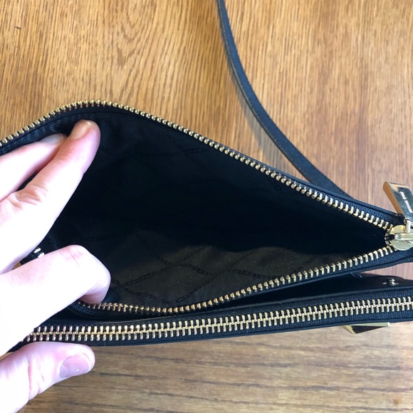 Michae Kors Karla Purse - Picture 5 of 5